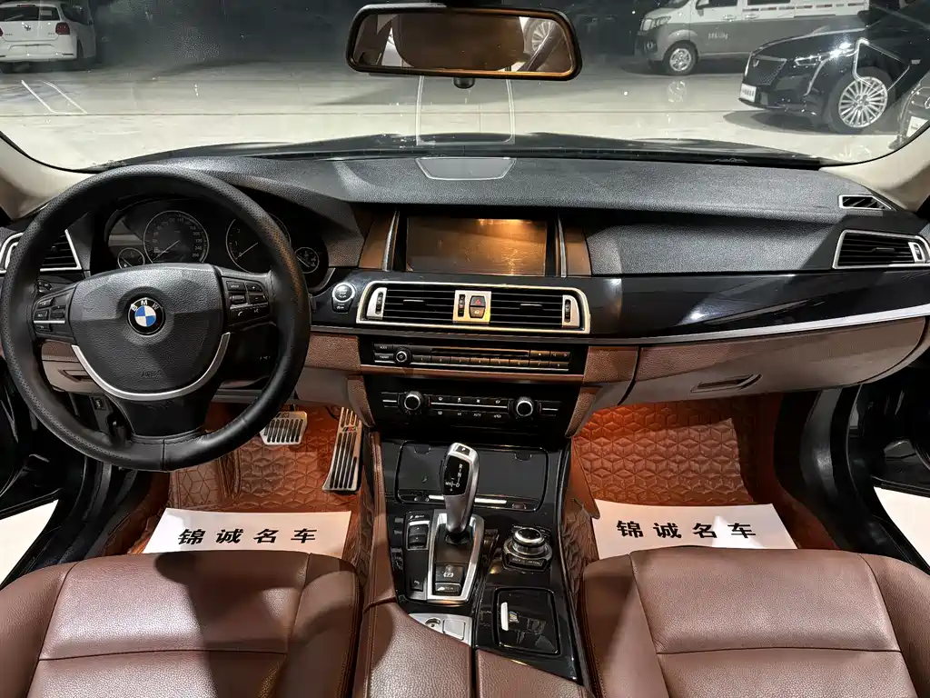 BMW 5 Series 2014 — фото 12