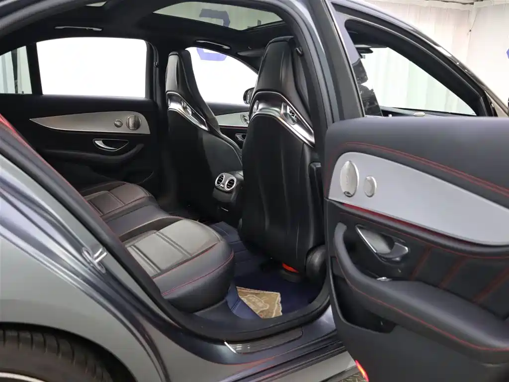 Mercedes-Benz E-Class AMG 2022 — фото 21