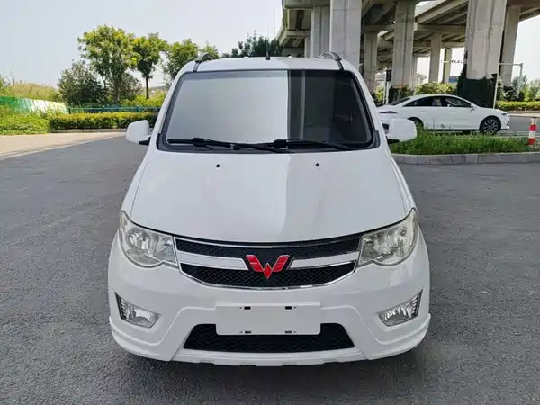 Wuling Hongguang 2018