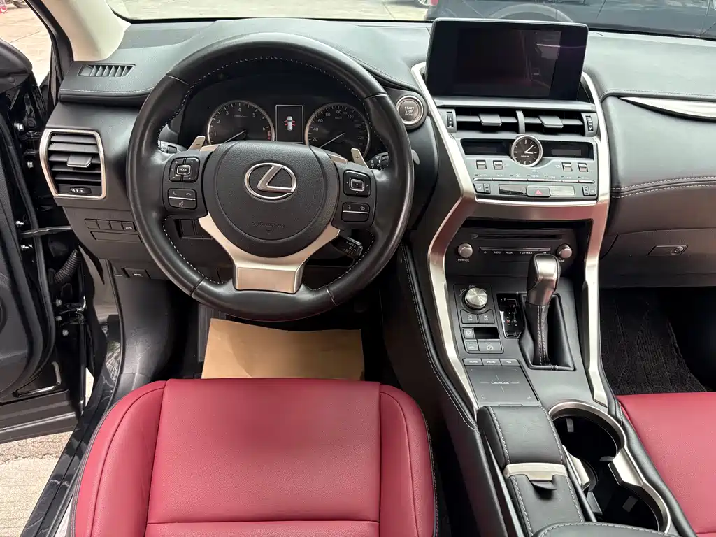 Lexus NX 2021 — фото 14