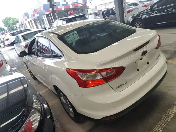 Ford Focus 2012