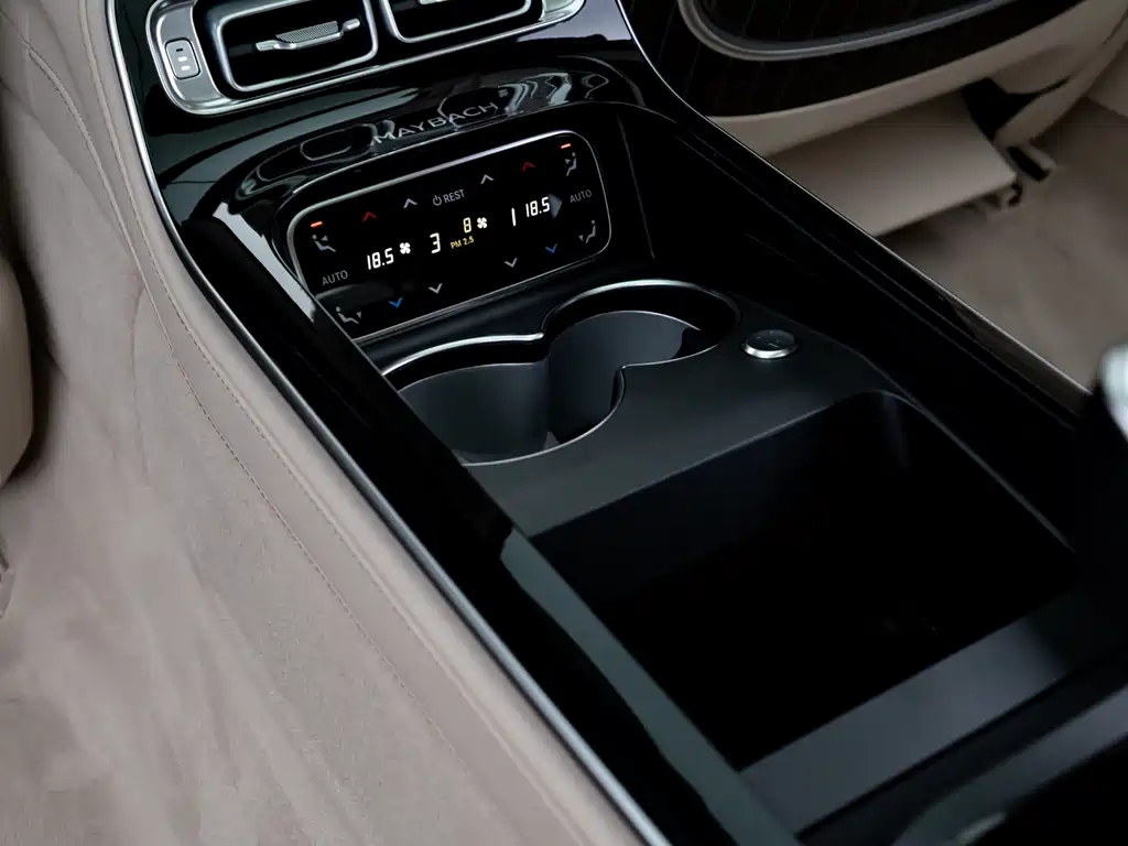 Mercedes-Benz Maybach S-Class 2022 — фото 17