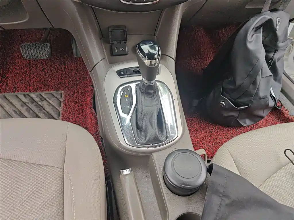 Chevrolet Cruze 2015 — фото 14