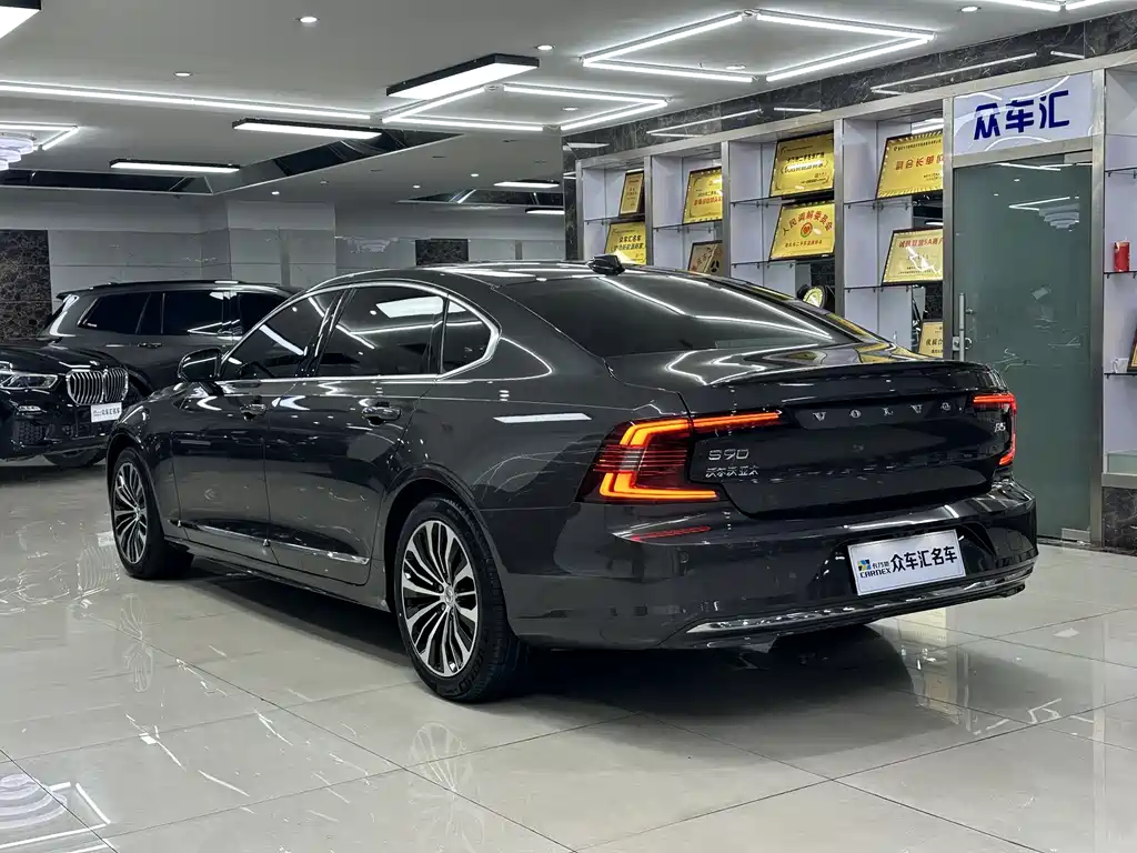 Volvo S90 2023 — фото 4