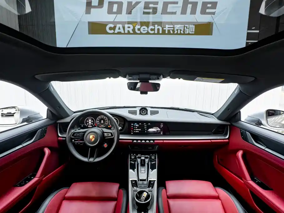 Porsche 911 2026 — фото 14
