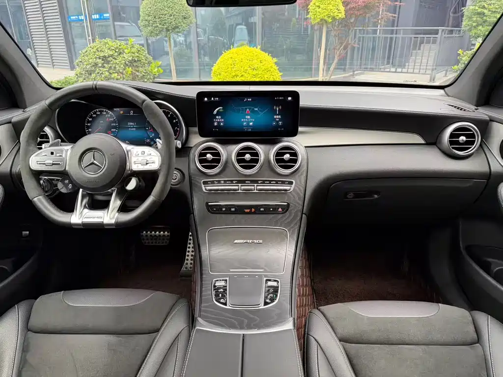 Mercedes-Benz GLC AMG 2021 — фото 8