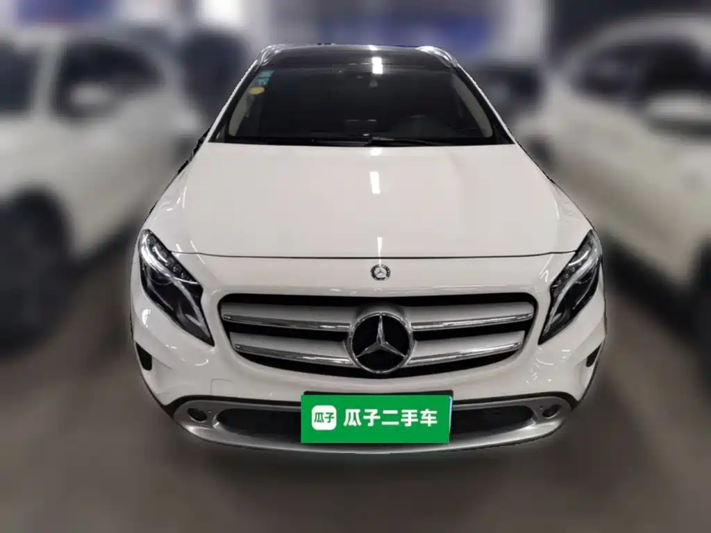 Mercedes-Benz GLA 2016