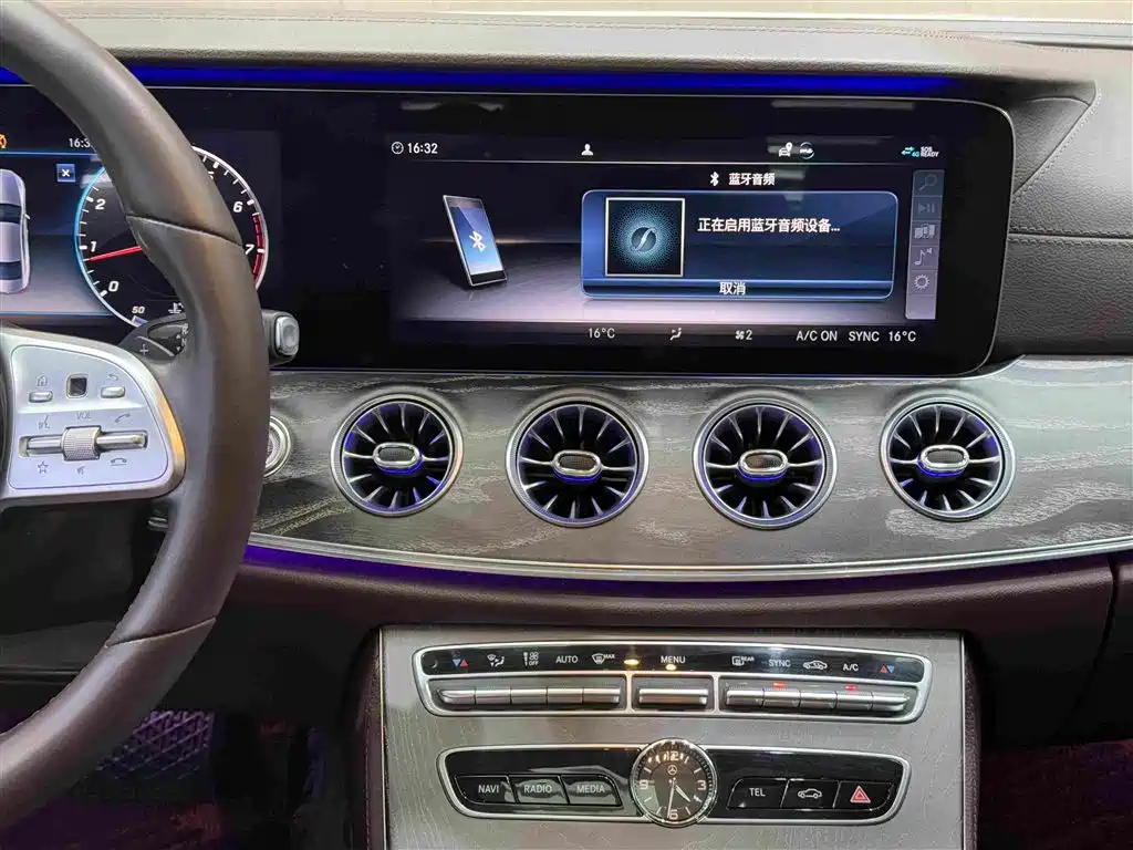 Mercedes-Benz CLS 2020 — фото 25