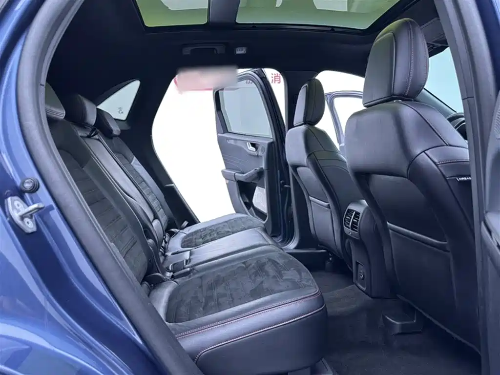 Ford Escape 2020 — фото 20