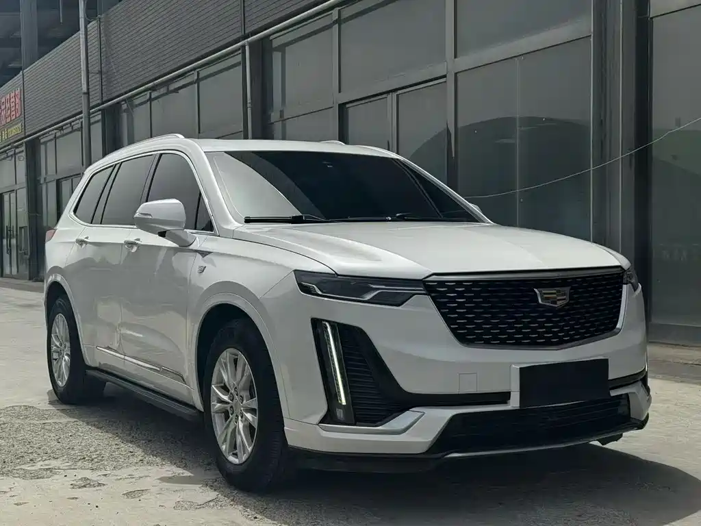 Cadillac XT6 2020 — фото 3