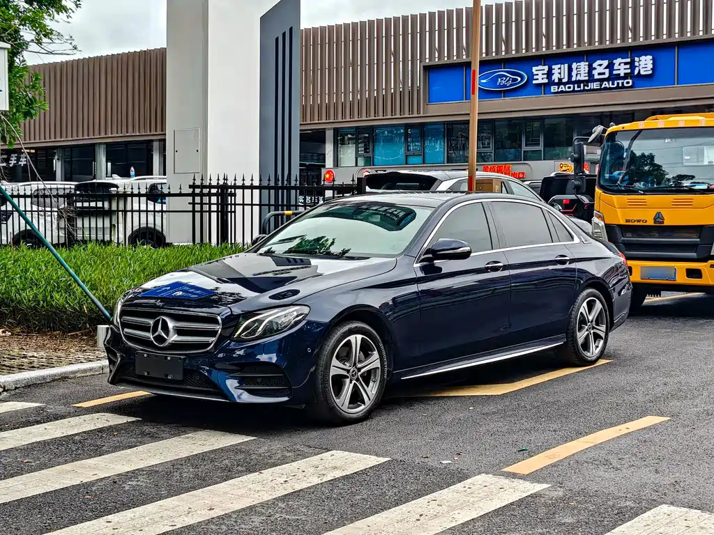 Mercedes-Benz E-Class 2020 — фото 1