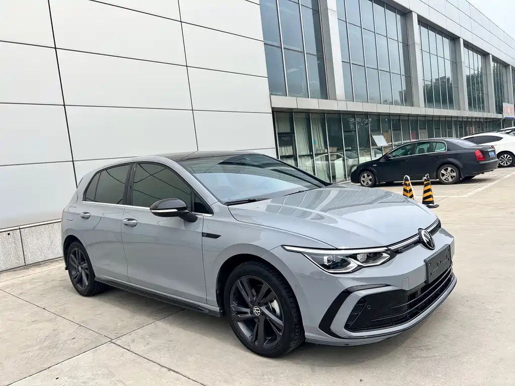 Volkswagen Golf 2023