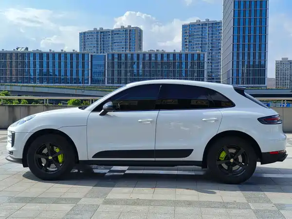 Porsche Macan 2020