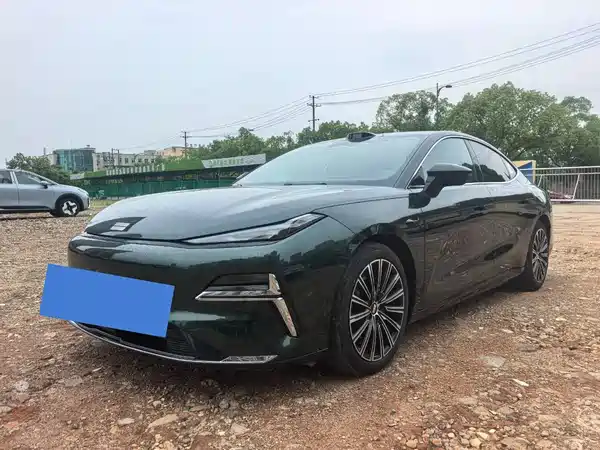Geely Galaxy Starshine 8 2025