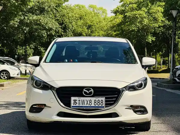 Mazda 3 Axela 2018