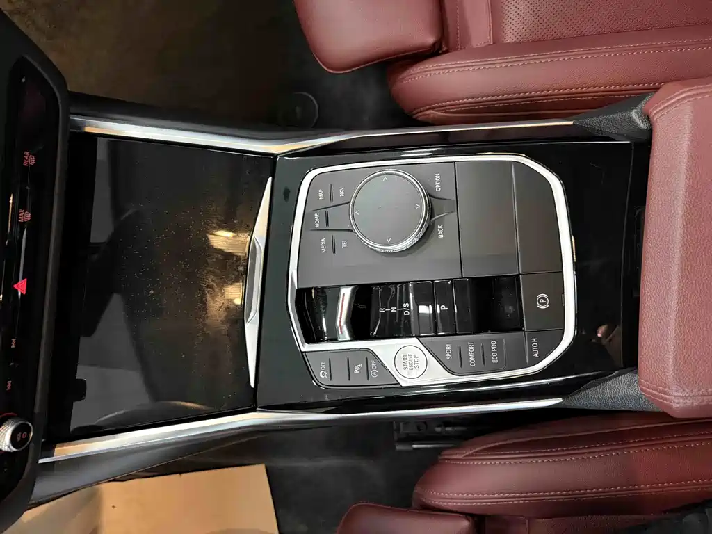 BMW 3 Series 2023 — фото 18