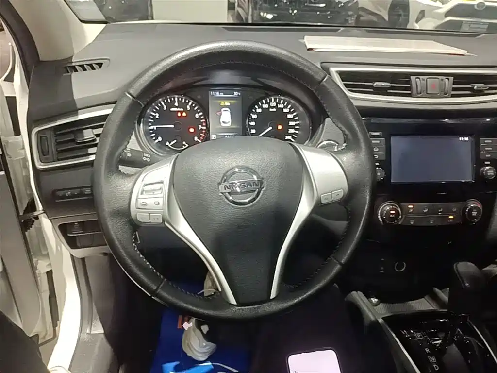 Nissan Qashqai 2017 — фото 11