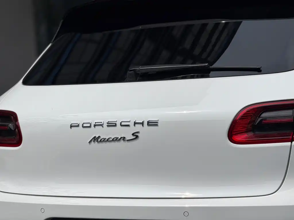Porsche Macan 2017 — фото 9