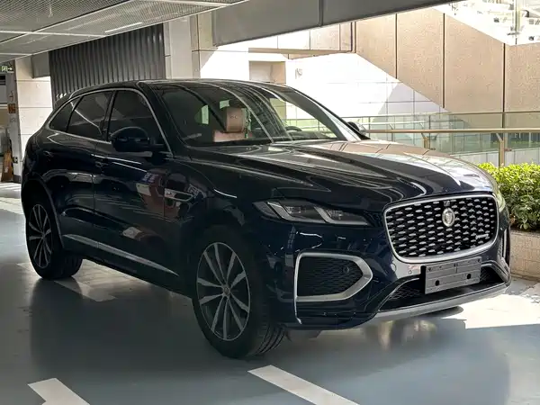Jaguar F-PACE 2022