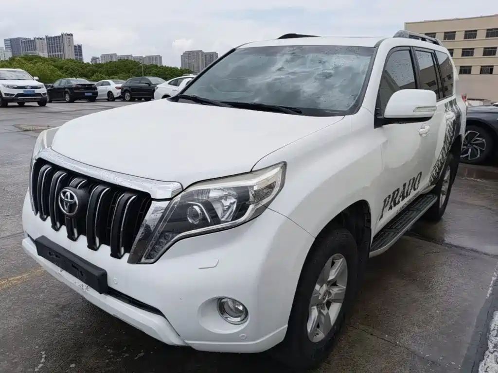 Toyota Prado 2016 — фото 2