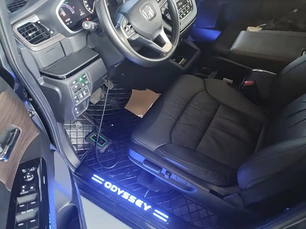 Honda Odyssey 2023 — фото 16