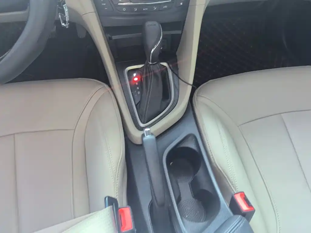 Buick Excelle GT 2019 — фото 14