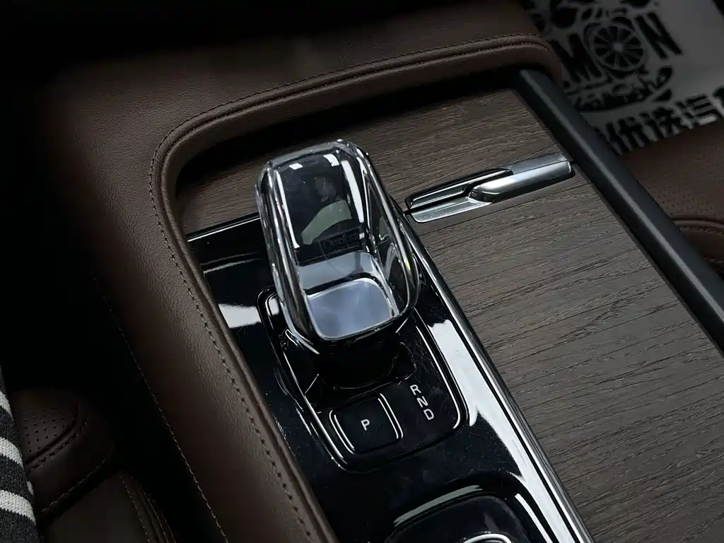 Volvo S90 2023 — фото 36