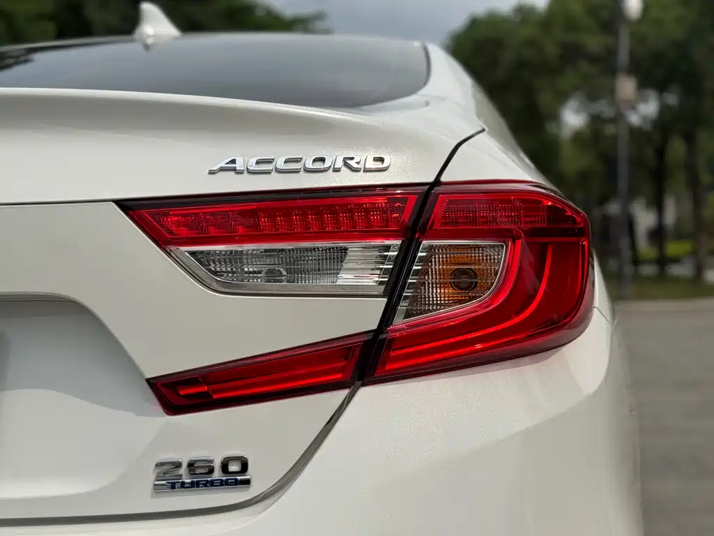 Honda Accord 2021 — фото 24