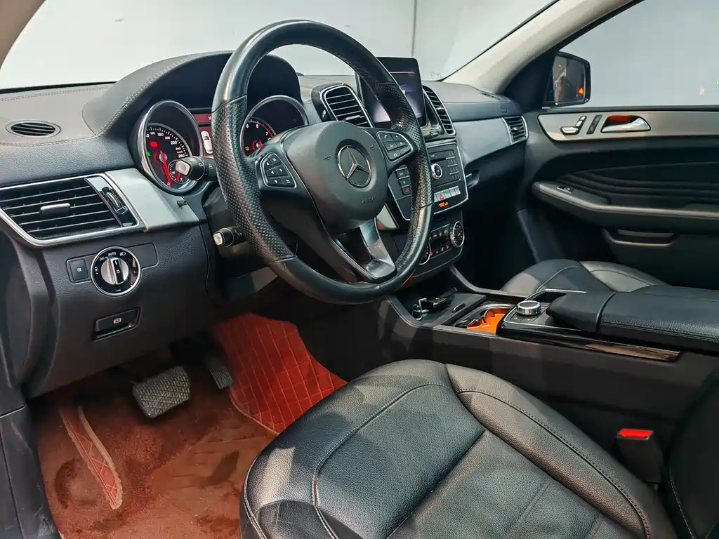 Mercedes-Benz GLE Coupe 2019 — фото 9