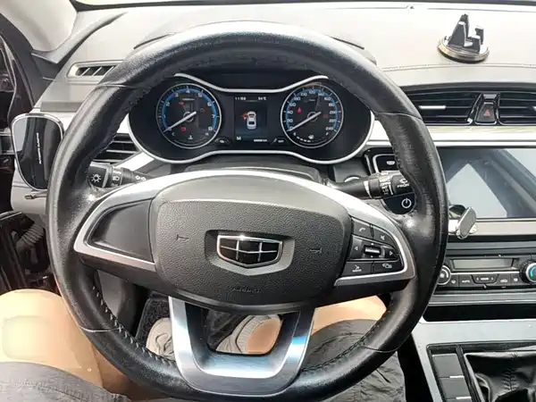 Geely Emgrand 2019
