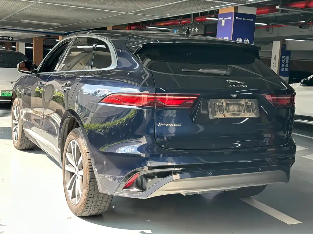 Jaguar F-PACE 2022 — фото 6