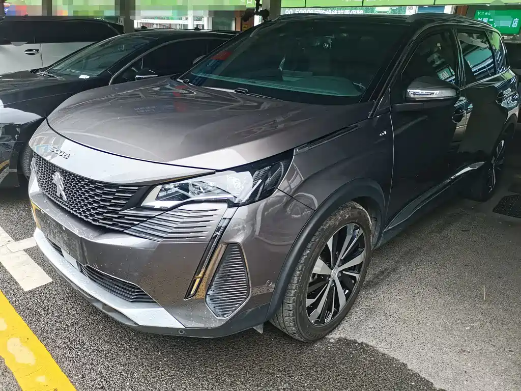 Peugeot 5008 2021 — фото 1