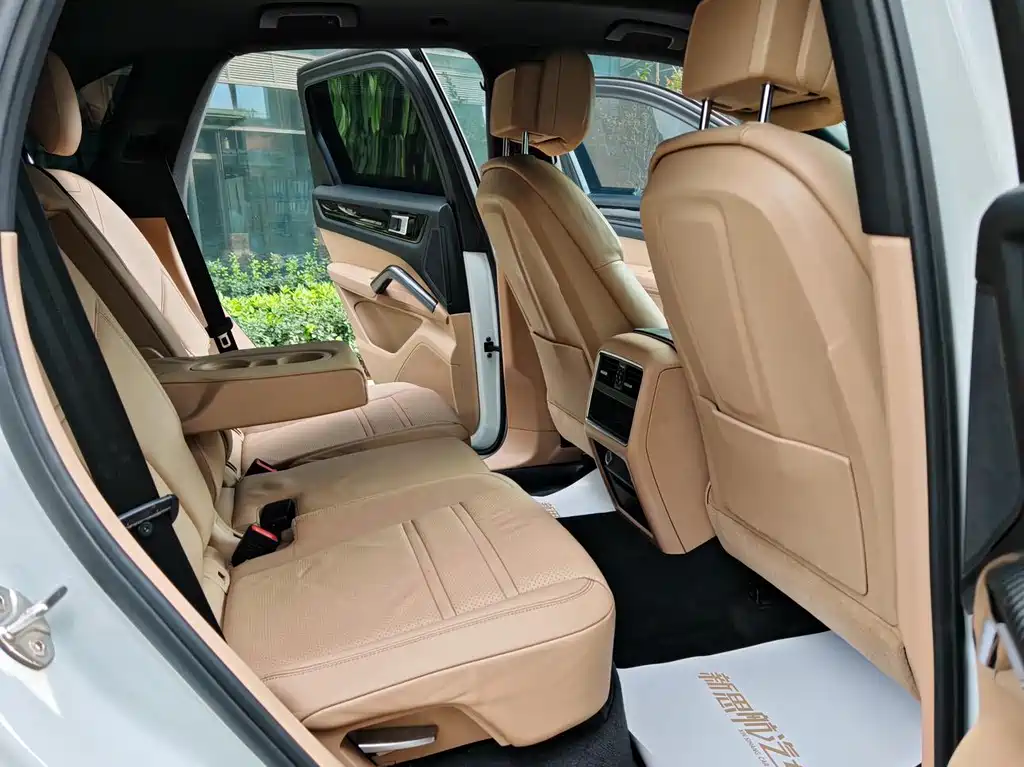 Porsche Cayenne 2018 — фото 13