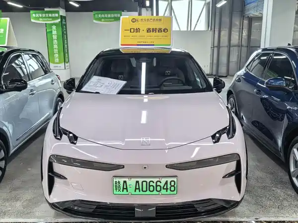 Zeekr X 2024