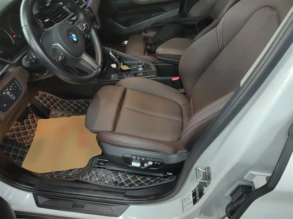 BMW X1 2022 — фото 15