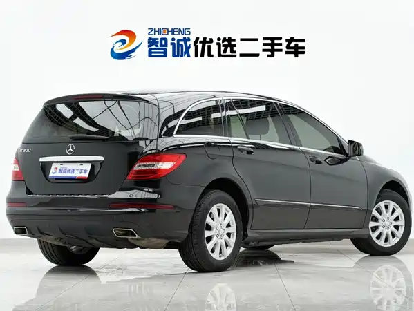 Mercedes-Benz R-Class 2011