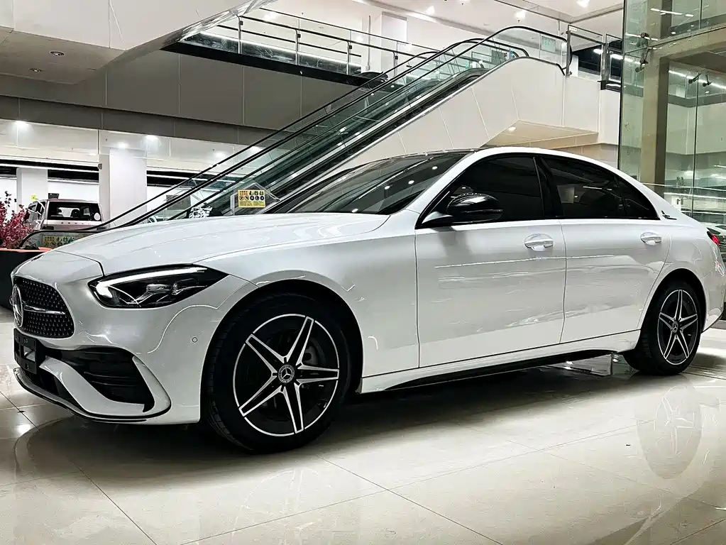 Mercedes-Benz C-Class 2023