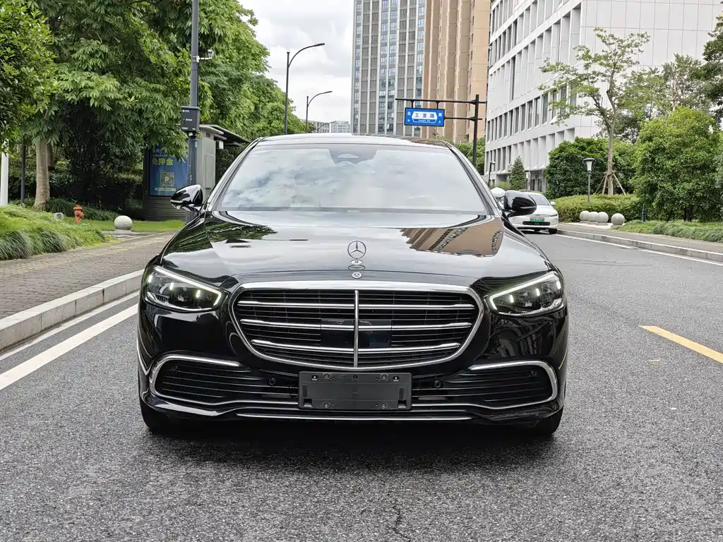 Mercedes-Benz S-Class 2024 — фото 2