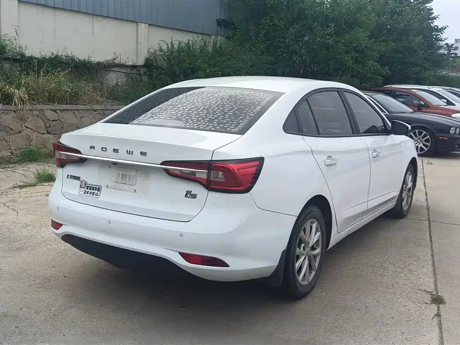 Roewe i5 2019
