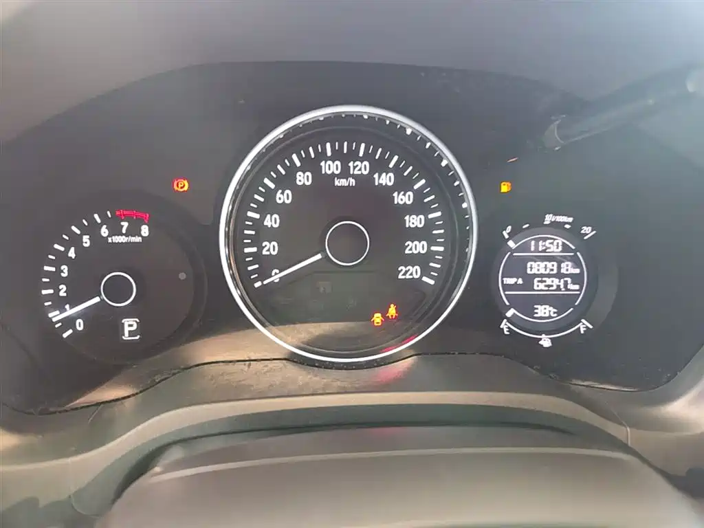 Honda Vezel 2017 — фото 12