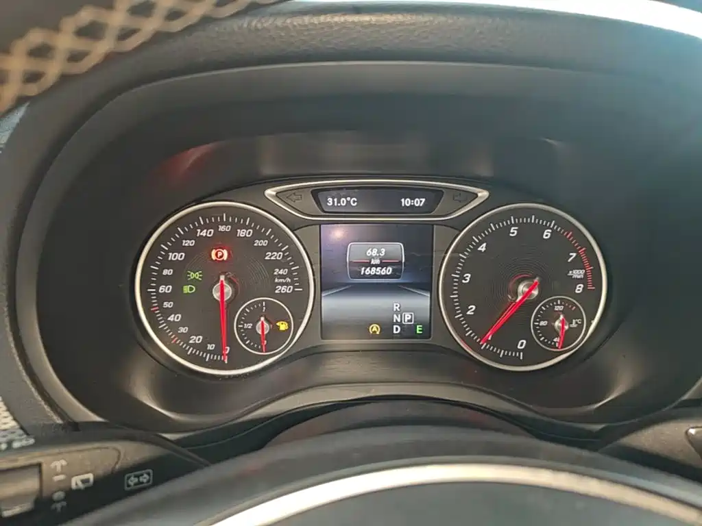 Mercedes-Benz B-Class 2015 — фото 12