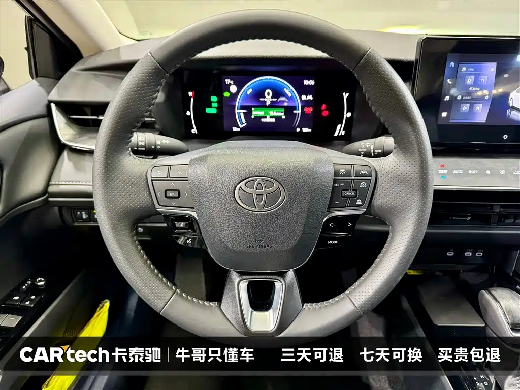 Toyota Camry 2026 — фото 16