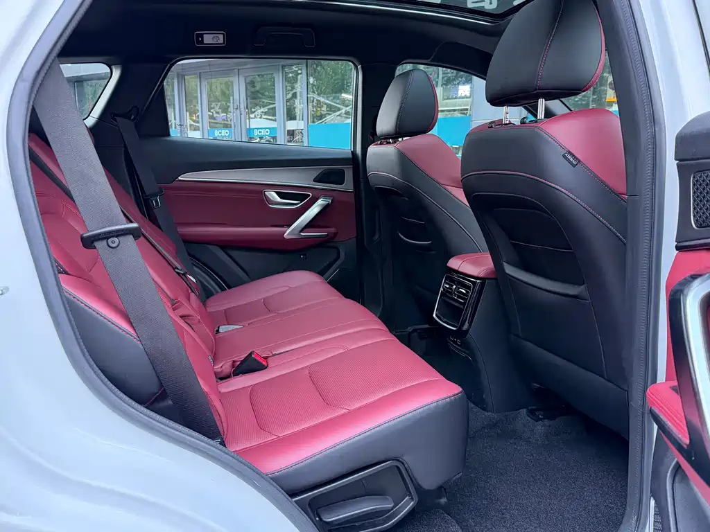 Jetour X70 PLUS 2022 — фото 10
