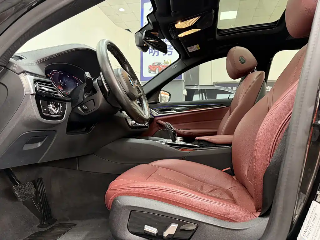 BMW 5 Series 2020 — фото 4