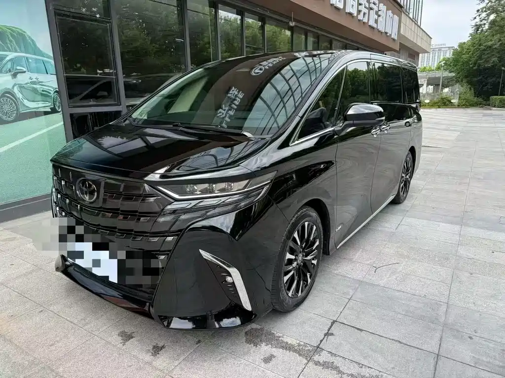 Toyota Alphard 2024 — фото 1