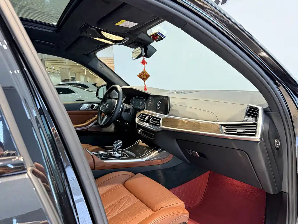 BMW X7 2022 — фото 13