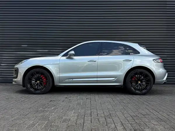 Porsche Macan 2022