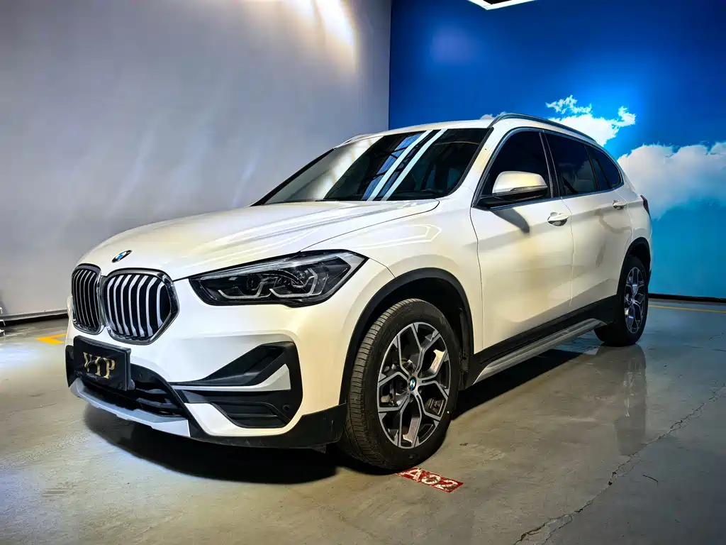 BMW X1 2022 — фото 3