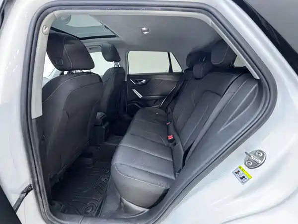 Audi Q2L 2021