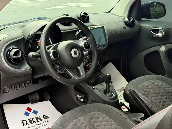 smart fortwo 2019